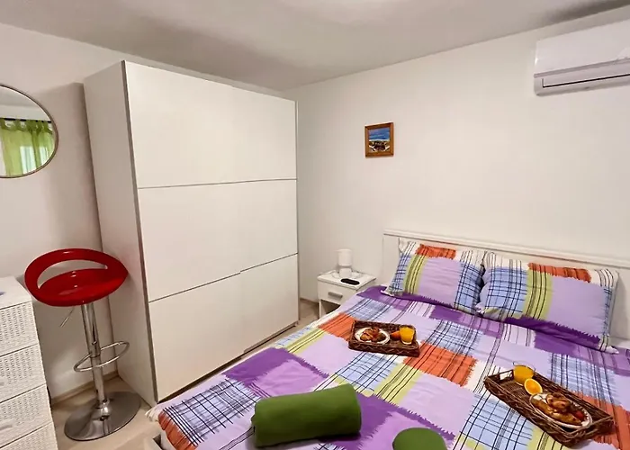 Apartment Dominik *