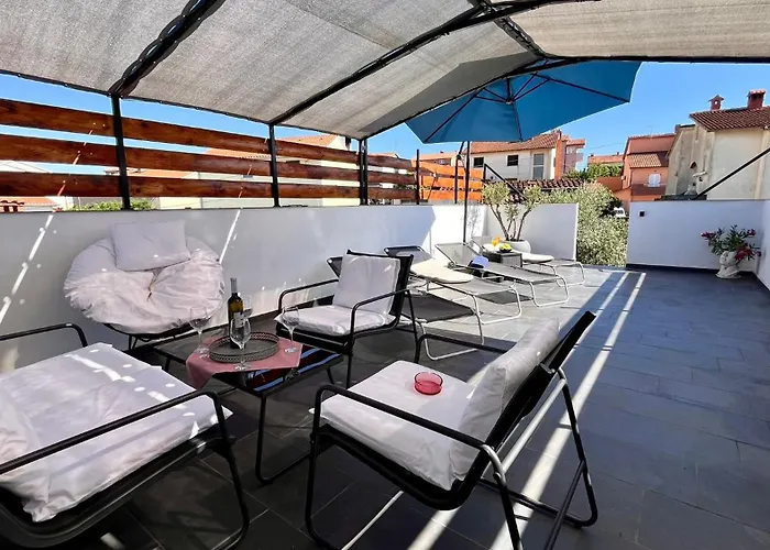 Dominik Apartamento Pula