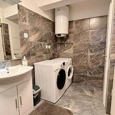 アパート Dominik プーラ